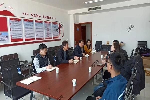 公司组织开展校企合作专项座谈会