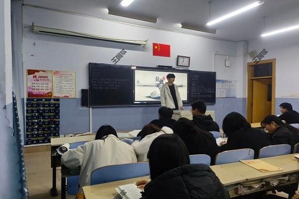 公司组织开展经典诵读比赛