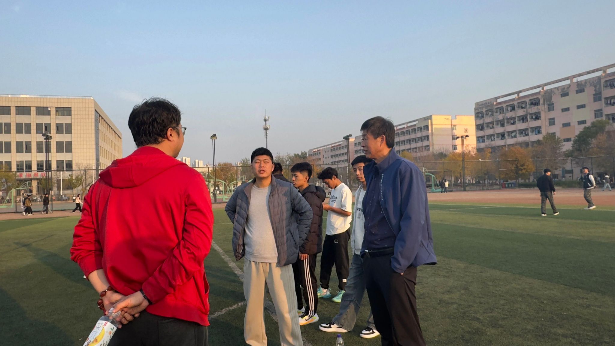 best365中国官方网站VS国际公司足球赛火热进行