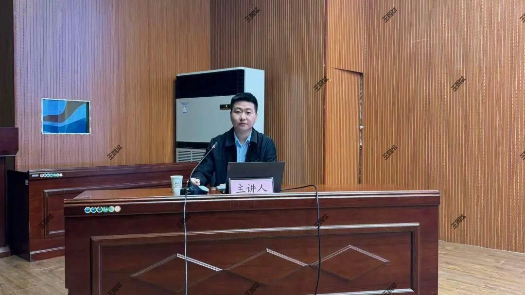 法治护航青春 安全赋能专业——公司开展25级新生法治教育讲座